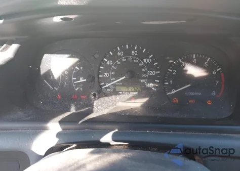 2000 Toyota Camry Le z USA, uszkodzony, nr VIN 4T1BG22K2YU975047